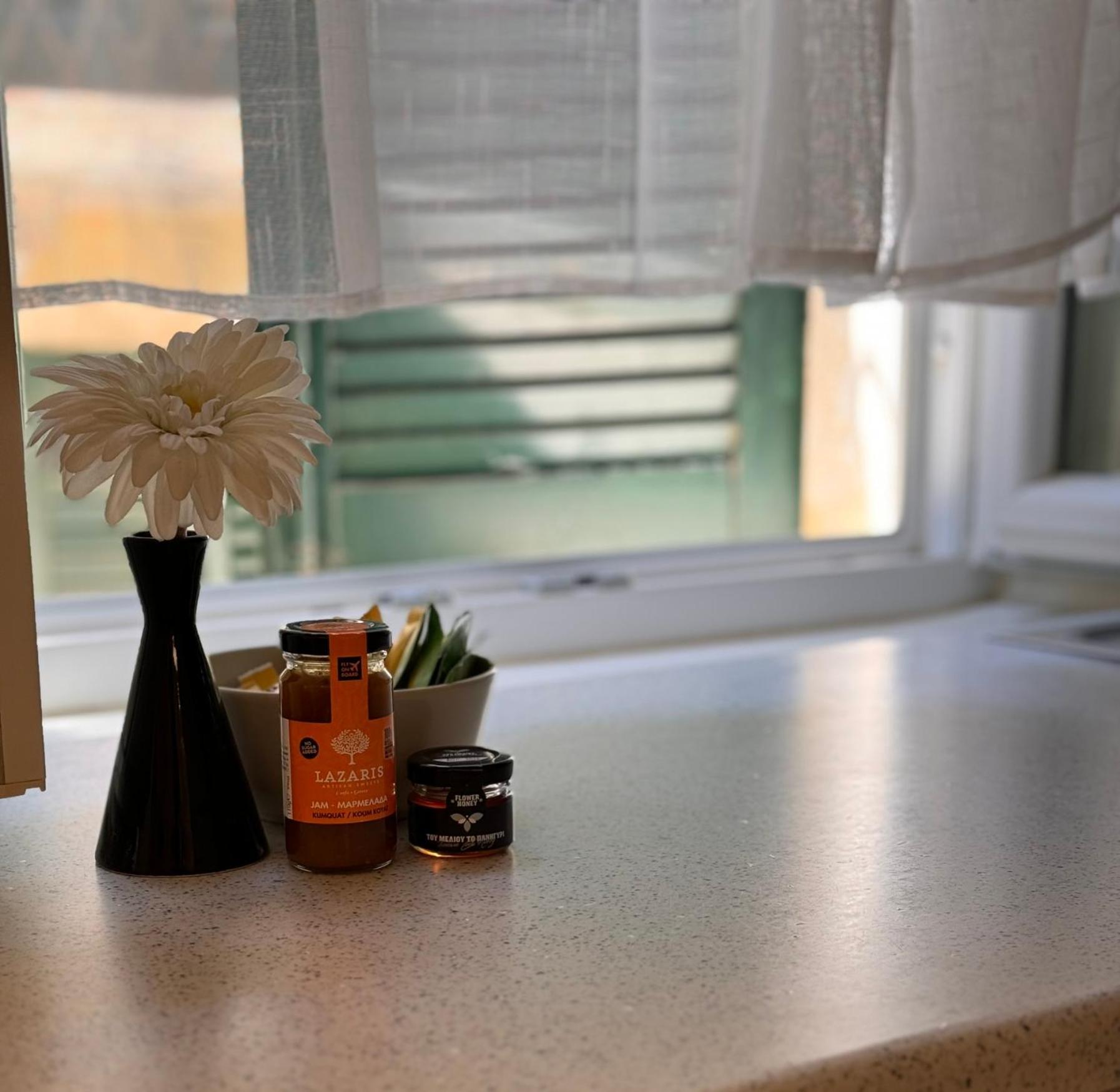 The Centric Apt By Loc Hospitality コルフ島 エクステリア 写真